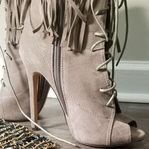 Cutie booties